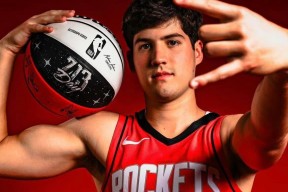 南宫体育-包含迈阿密热火赛前远射贴柱，志在NBA季后赛名次提升，压力陡增，临场指挥获称赞的词条