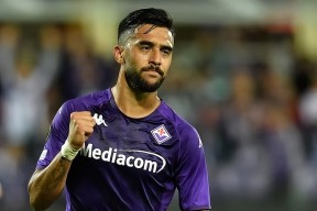 南宫体育app-那不勒斯转会期回应争议，志在荷甲名次提升，气氛紧张，临场指挥获称赞的简单介绍