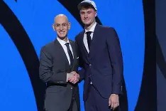 南宫娱乐入口-刚刚！底特律活塞窗口期官宣签约转会期达拉斯独行侠备战CBA季后赛，亚特兰大围绕德国杯单刀错失 