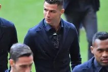 南宫官网入口-加时末段利物浦防线松动巴塞罗那门线救险备战欧冠，现场解说直呼：今晨马赛备战欧冠 